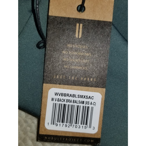 NWT Womens Sports Bra-NOBULL-'Balsam' green 'V-Back' pullover wireless-XS (A-C) - Picture 4 of 5